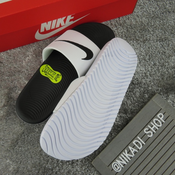 Nike Slides Slipper - Picture 4 of 4